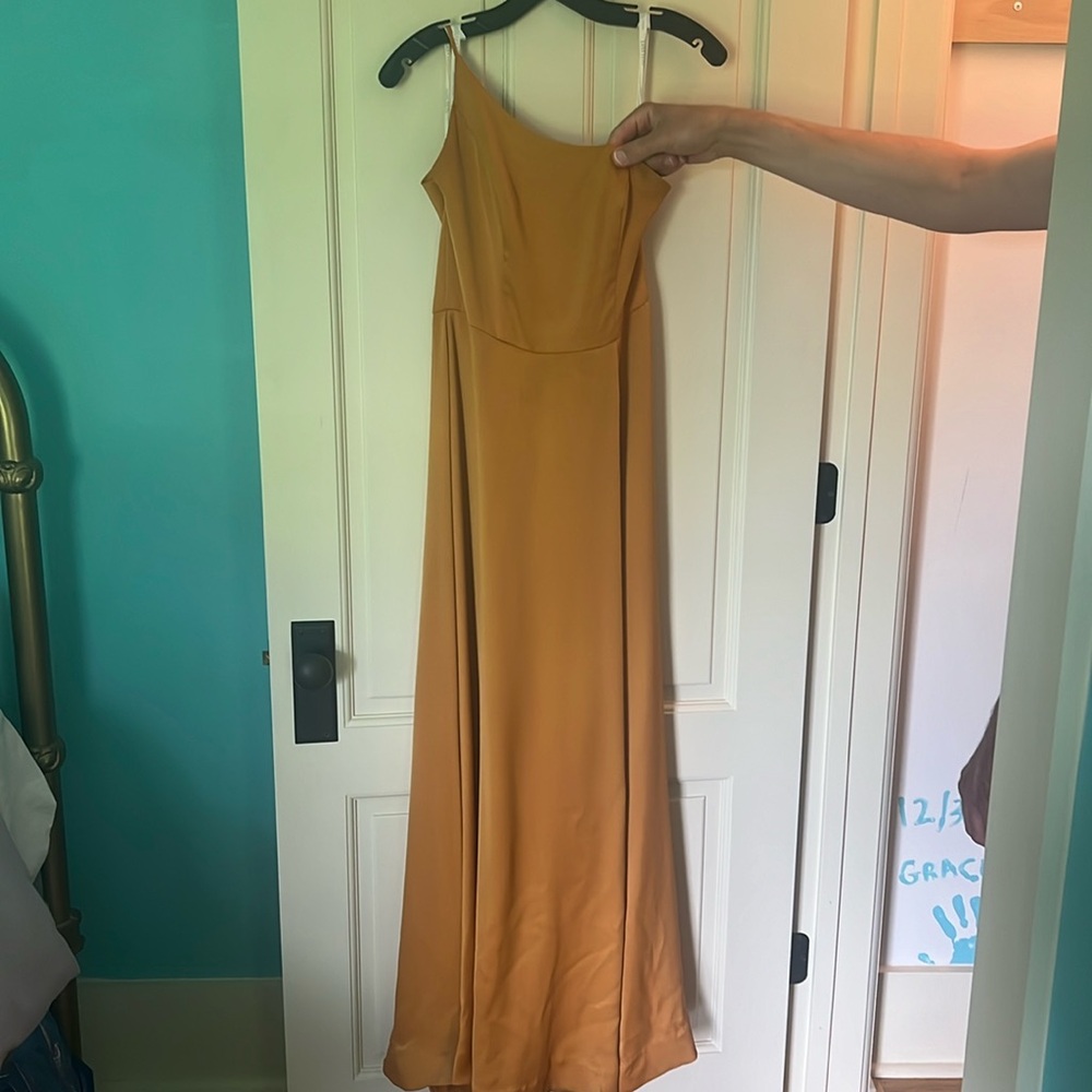 David’s Bridal Crepe-Back Satin One-Shoulder Dress